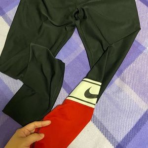 Nike leggings